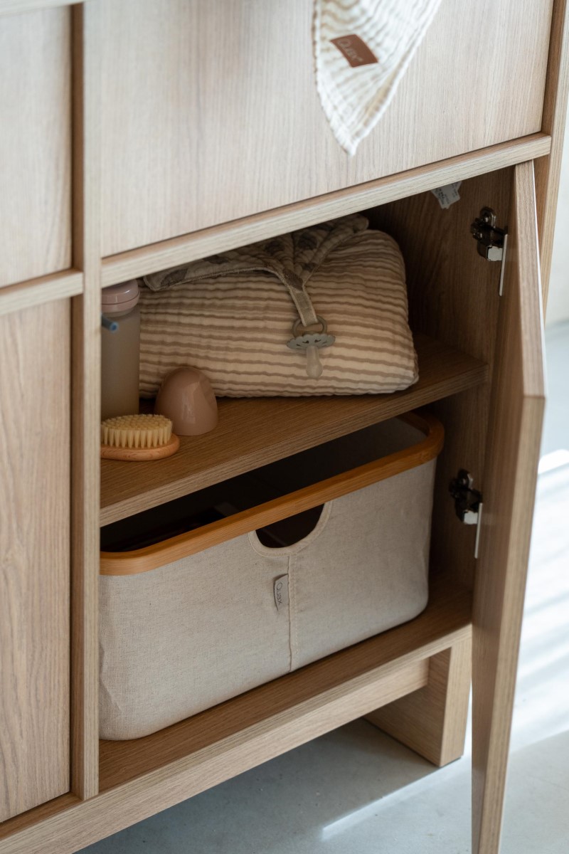 Praktický úložný box na oblečenie